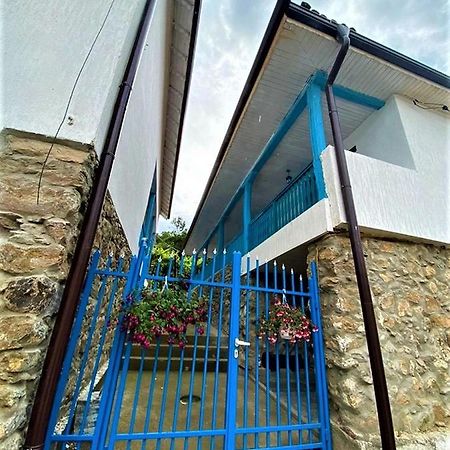 Цяла Ваканционна Къща- Florina Houses Hotel Goranovtsi Esterno foto
